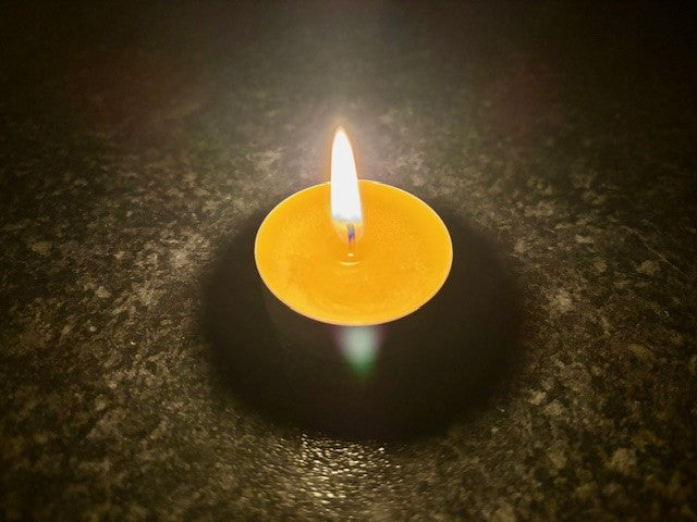 100% Real Raw Pure Organic Beeswax Aluminium Circle Tea-lights x 500No.